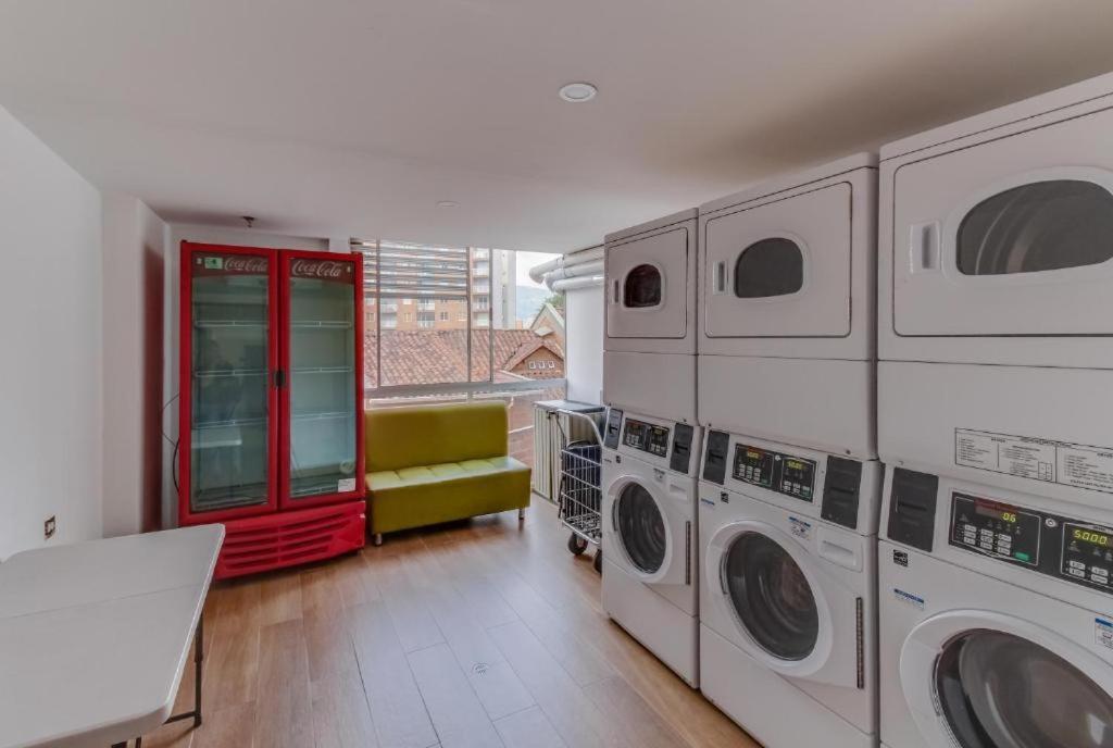 Апартаменты Edificio La Frontera Loft Медельин Экстерьер фото