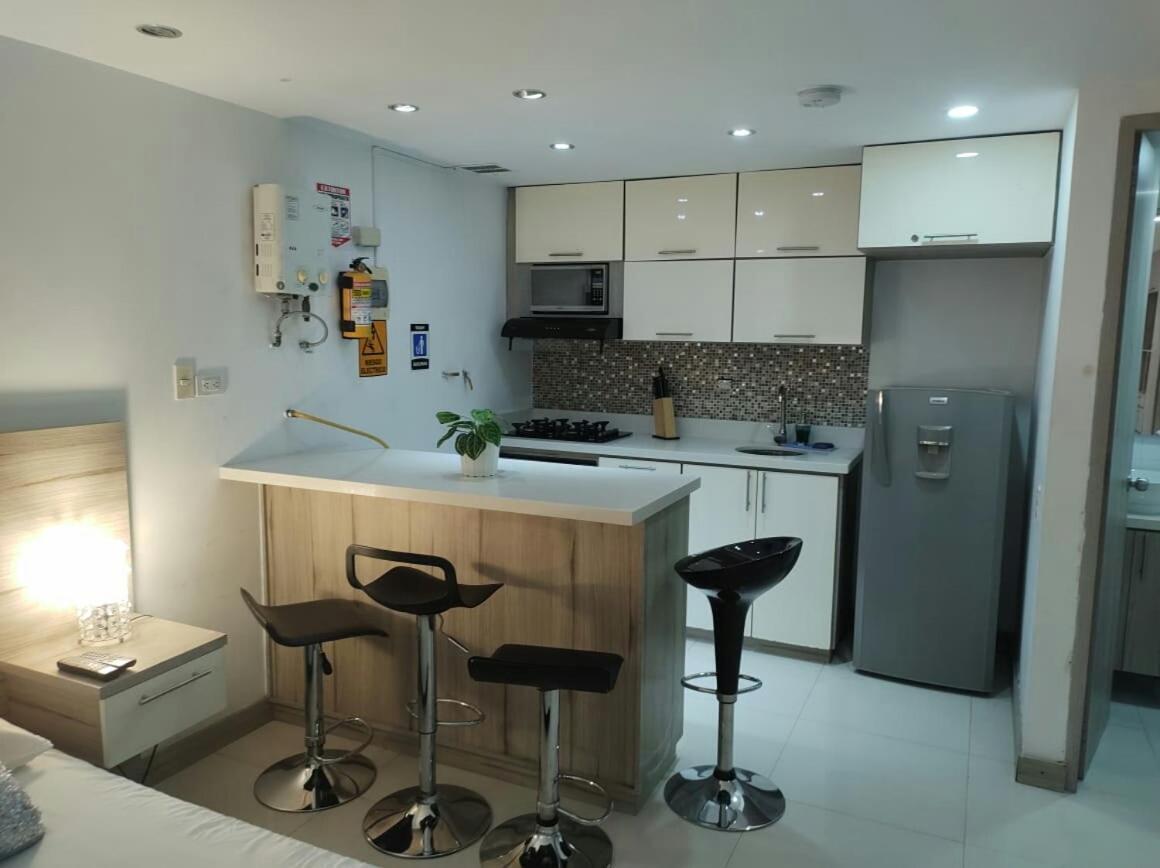 Апартаменты Edificio La Frontera Loft Медельин Экстерьер фото